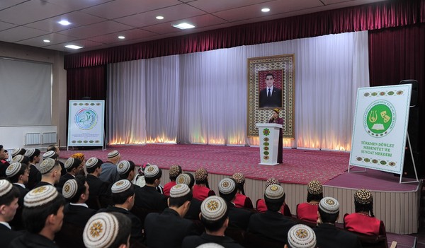 «Jemgyýetiň ruhy-ahlak sagdynlygy, ýaşlaryň terbiýesi esasy meseleleriň biridir» atly wagyz-nesihat çäresi geçirildi - 2
